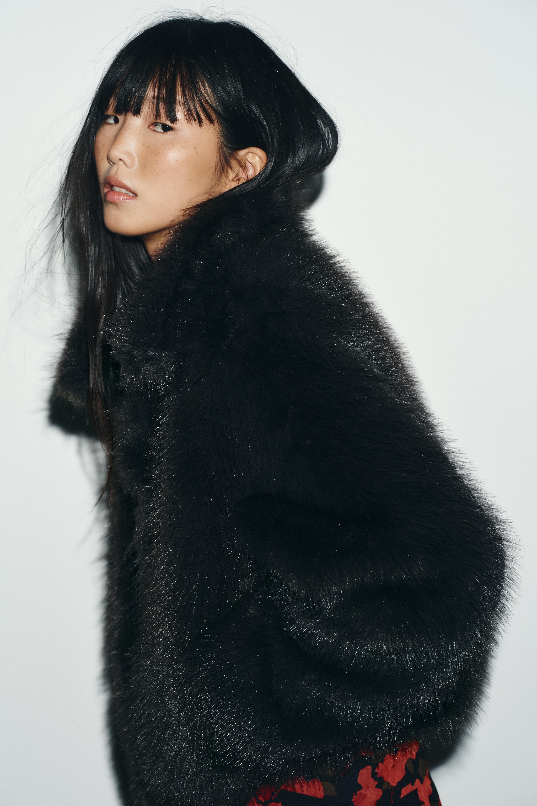 SHORT FAUX FUR TOGGLE COAT